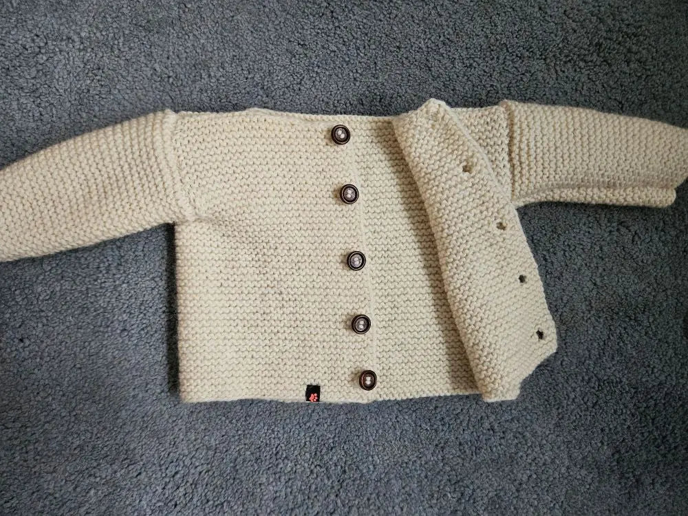 Strickjacke Baby Wollweiß Größe 68/74  6-9 month 