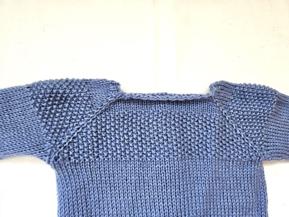 Strickjacke Baby Bio in Blau und der Größe 74/80 - Shop Pekusch