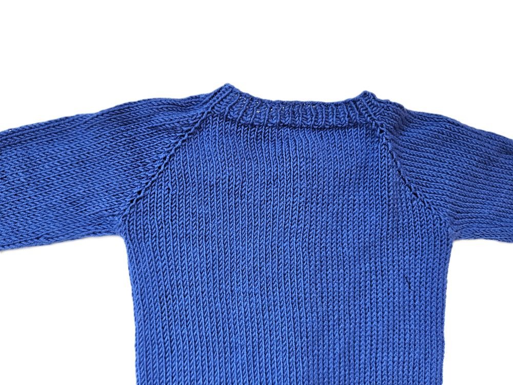 Strickjacke Baby in Blau und der Größe 74/80 - Shop Pekusch